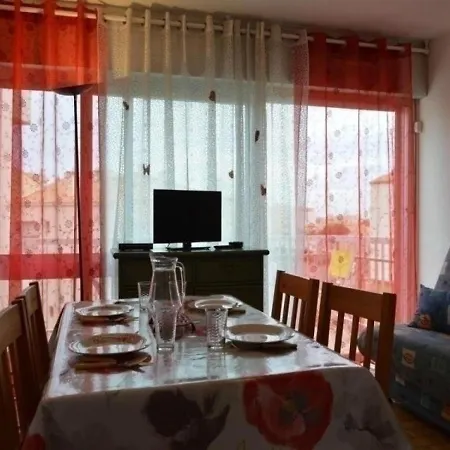 Apartment Cap D'agde, 2 Pieces, 4 Personnes - Fr-1-249-242 Agde