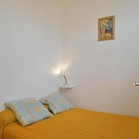 Cap D'agde, 2 Pieces, 4 Personnes - Fr-1-249-242 Apartment