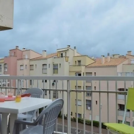 Cap D'agde, 2 Pieces, 4 Personnes - Fr-1-249-242 * Agde